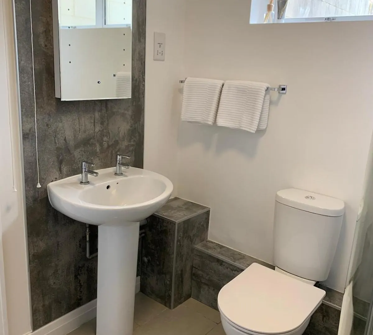 Apartment Best Located Flat In Cheltenham And Free Parking
