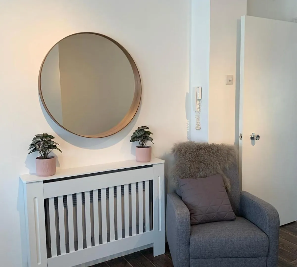 Apartment Best Located Flat In Cheltenham And Free Parking